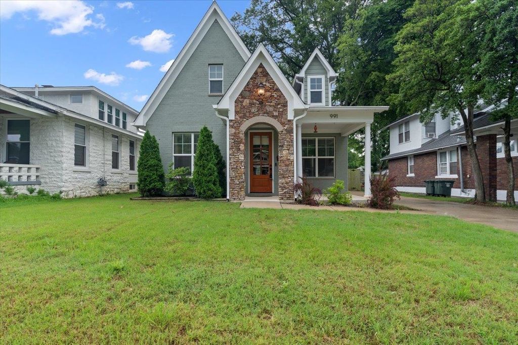 991 FORREST AVE, Memphis, TN 38105