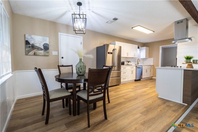 889 Nola Ruth Boulevard, Harker Heights, TX 76548