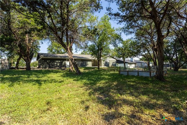 889 Nola Ruth Boulevard, Harker Heights, TX 76548