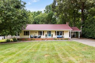 339 Deep Forest Court, Gastonia, NC 28056