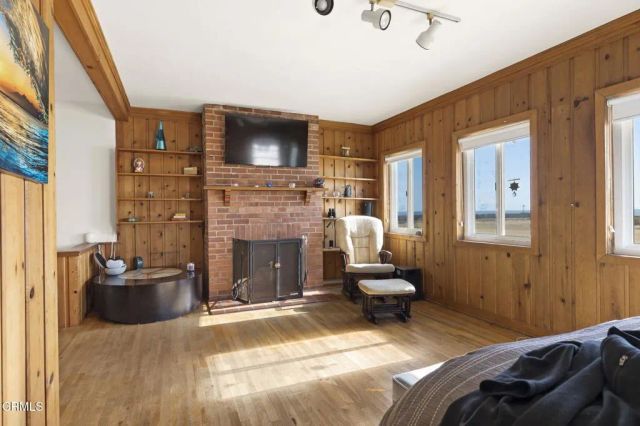 3025 Ocean Drive, Oxnard, CA 93035