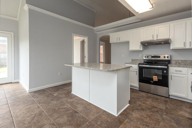 10039 WOODLAND BIRCH DR, Lakeland, TN 38002