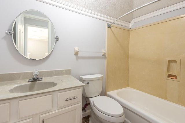 10039 WOODLAND BIRCH DR, Lakeland, TN 38002