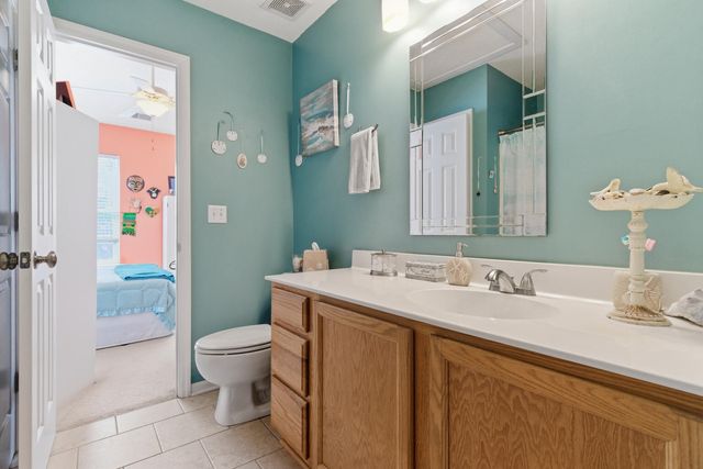 8124 Shadow Oak Drive, North Charleston, SC 29406
