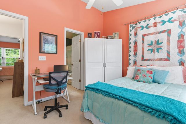 8124 Shadow Oak Drive, North Charleston, SC 29406