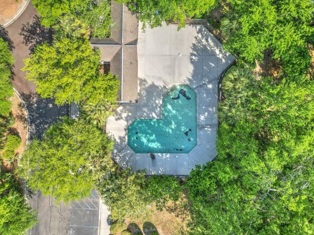 8124 Shadow Oak Drive, North Charleston, SC 29406