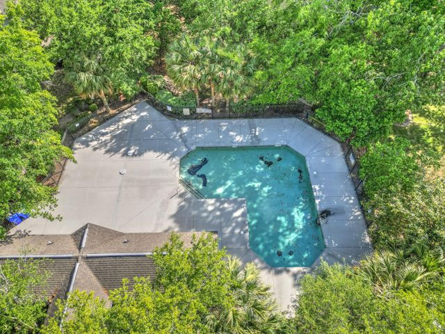 8124 Shadow Oak Drive, North Charleston, SC 29406