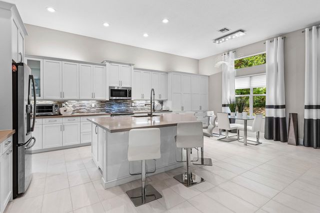 12882 Granite Mountain Pass, Boynton Beach, FL 33473