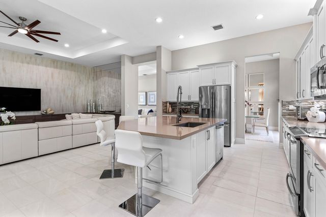 12882 Granite Mountain Pass, Boynton Beach, FL 33473