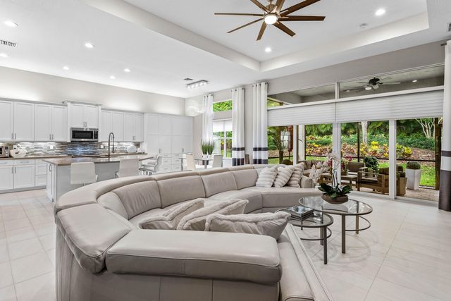 12882 Granite Mountain Pass, Boynton Beach, FL 33473