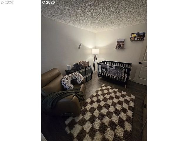 15787 Sw VILLAGE Cir, Beaverton, OR 97007