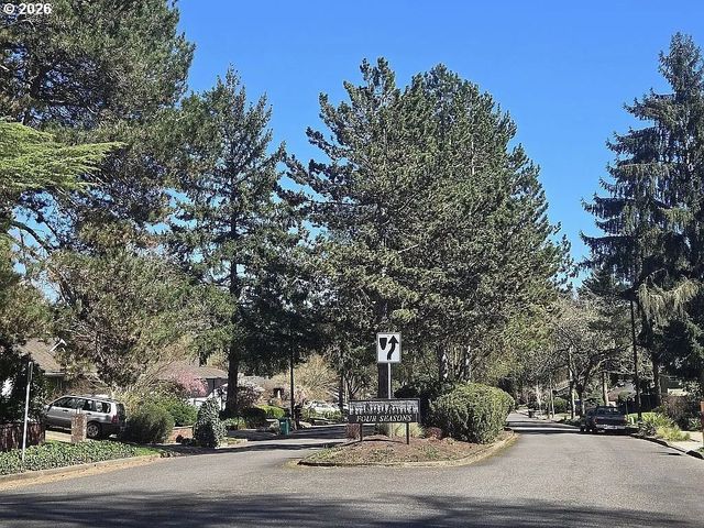 15787 Sw VILLAGE Cir, Beaverton, OR 97007