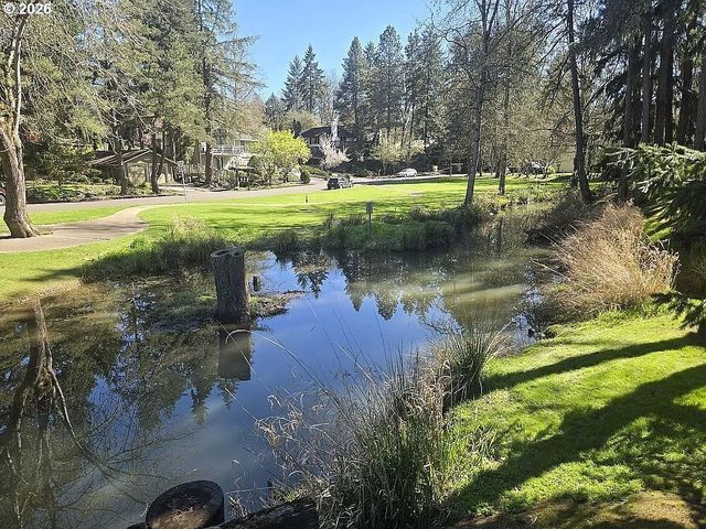 15787 Sw VILLAGE Cir, Beaverton, OR 97007