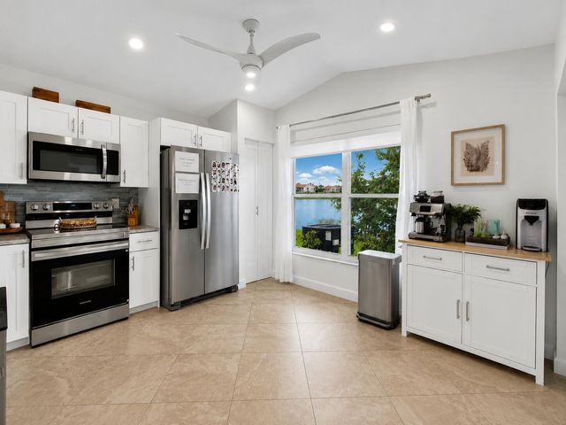 7188 Burgess Drive, Lake Worth, FL 33467