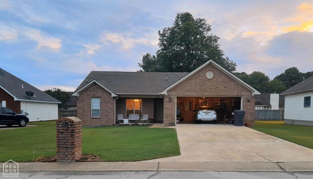 5505 Summer Place, Jonesboro, AR 72404