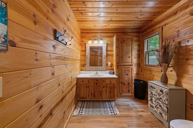 458 Sugar Mountain Road, Blue Ridge, GA 30513