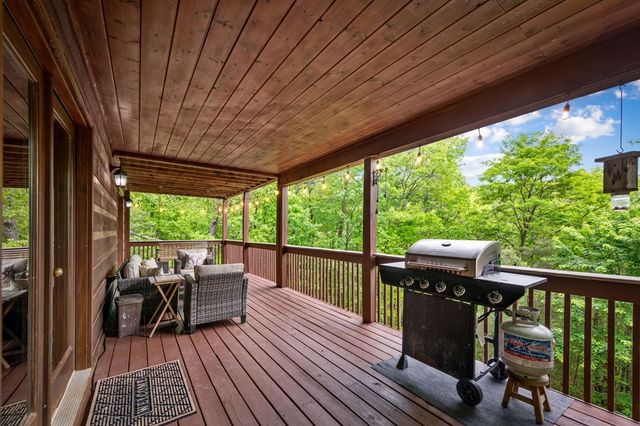 458 Sugar Mountain Road, Blue Ridge, GA 30513
