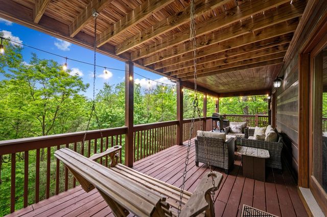 458 Sugar Mountain Road, Blue Ridge, GA 30513