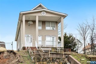 11 Prospect Terrace 1, East Rutherford, NJ 07073