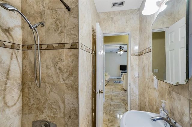 617 LAKESIDE Harbor, Boynton Beach, FL 33435