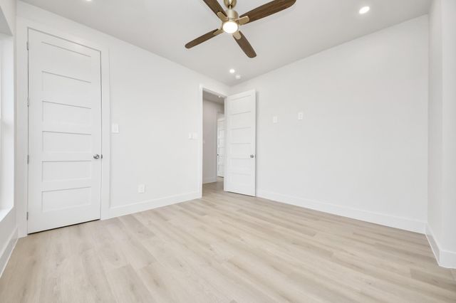 5024 Sophie Slansky Way, Sealy, TX 77474