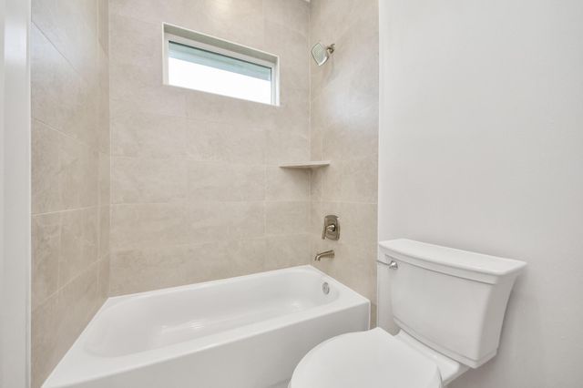 5024 Sophie Slansky Way, Sealy, TX 77474