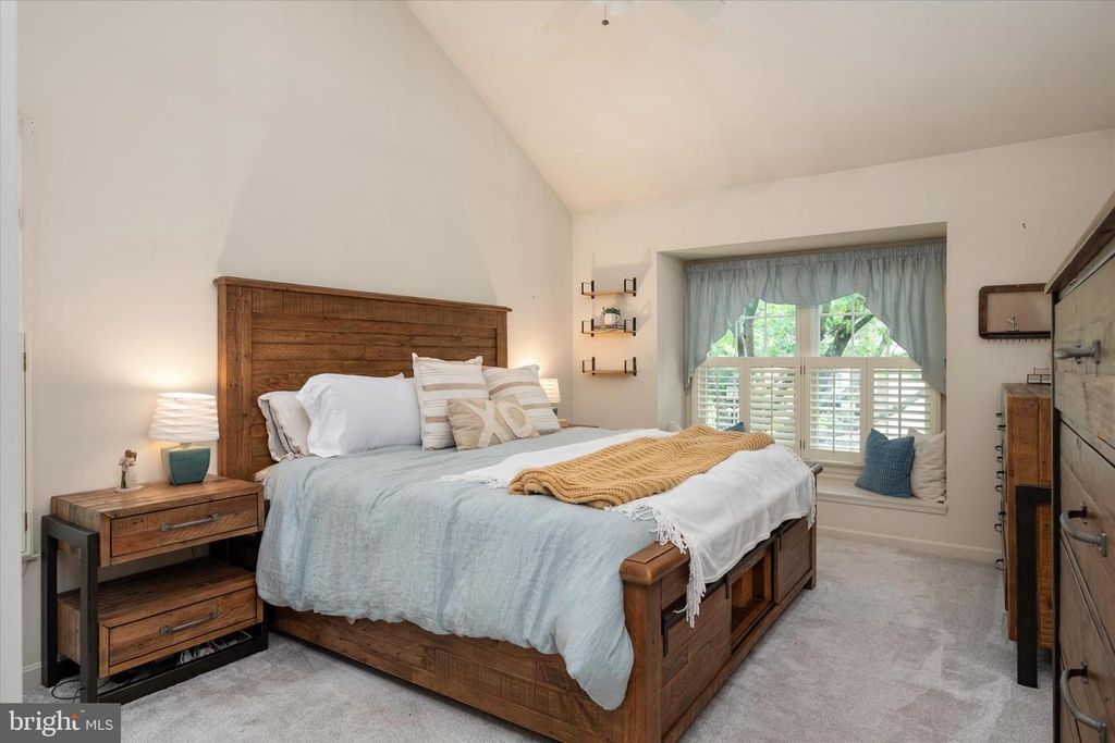 Image 13 of property listing at 147 SPRING PLACE WAY, Annapolis, MD 21401