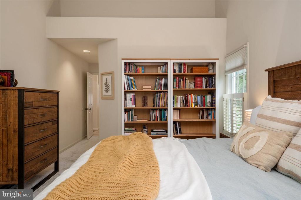 Image 15 of property listing at 147 SPRING PLACE WAY, Annapolis, MD 21401