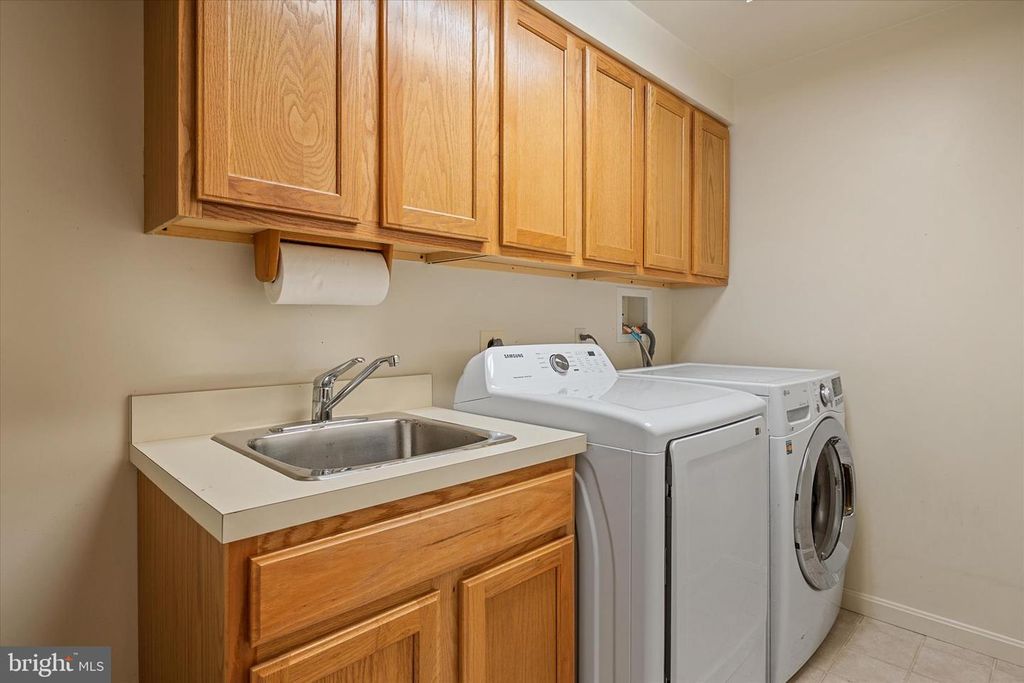 Image 31 of property listing at 147 SPRING PLACE WAY, Annapolis, MD 21401