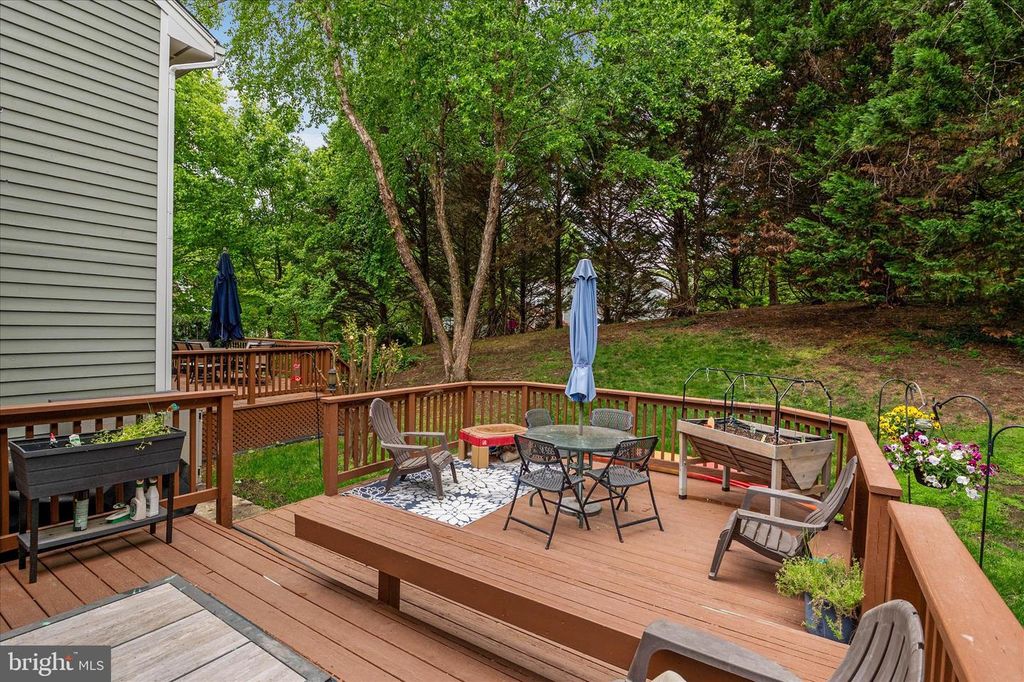 Image 32 of property listing at 147 SPRING PLACE WAY, Annapolis, MD 21401