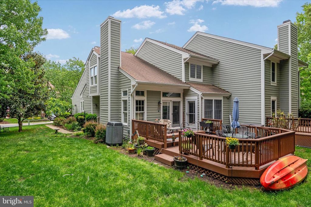 Image 40 of property listing at 147 SPRING PLACE WAY, Annapolis, MD 21401