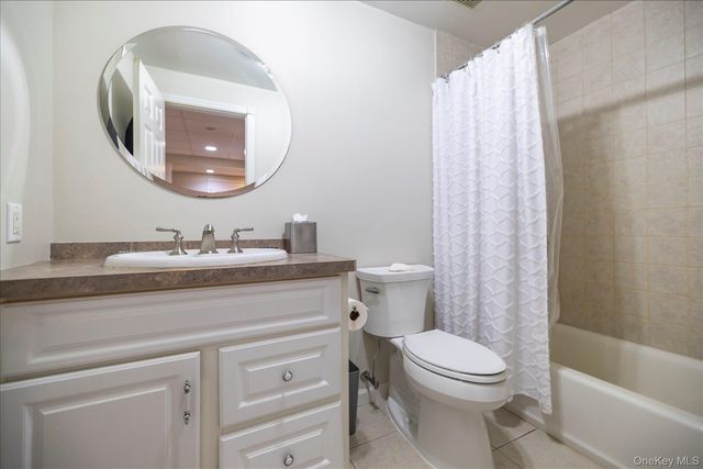3056 Valentine Place, Wantagh, NY 11793