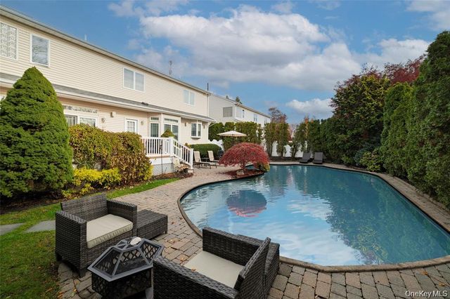 3056 Valentine Place, Wantagh, NY 11793