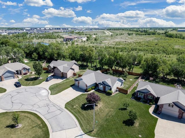 8722 E BLADE CT, Wichita, KS 67226