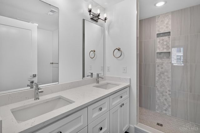 5764 Sanctuary Place, Cincinnati, OH 45230