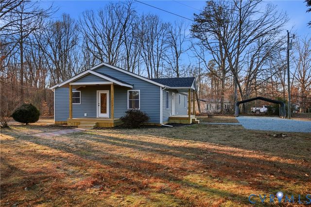 23 Greenwood Dr, Louisa, VA 23093