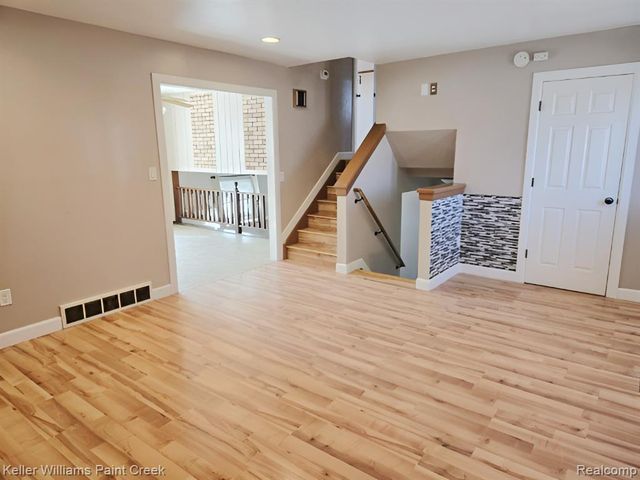 3210 Cero Drive, Sterling Heights, MI 48310