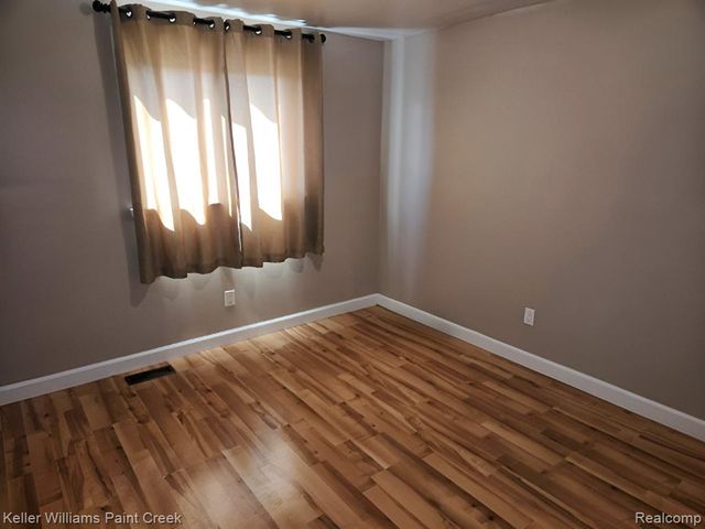 3210 Cero Drive, Sterling Heights, MI 48310