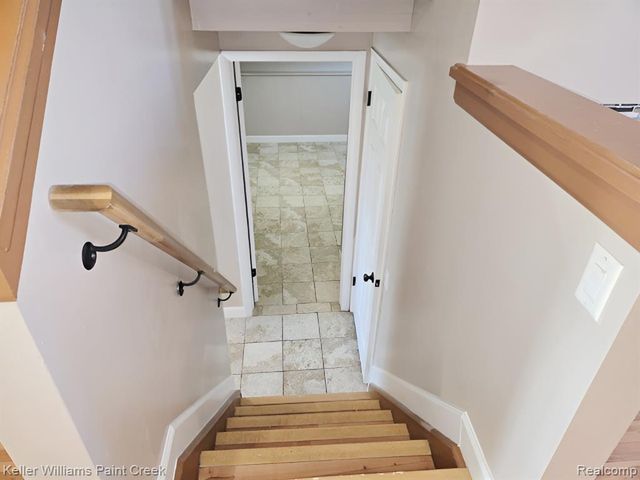 3210 Cero Drive, Sterling Heights, MI 48310