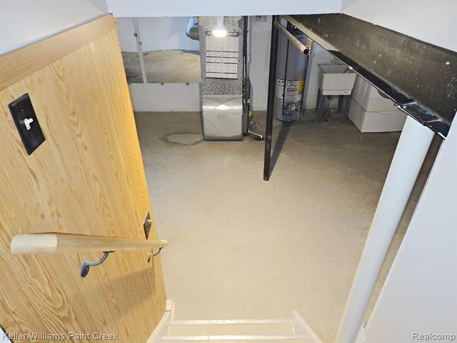 3210 Cero Drive, Sterling Heights, MI 48310