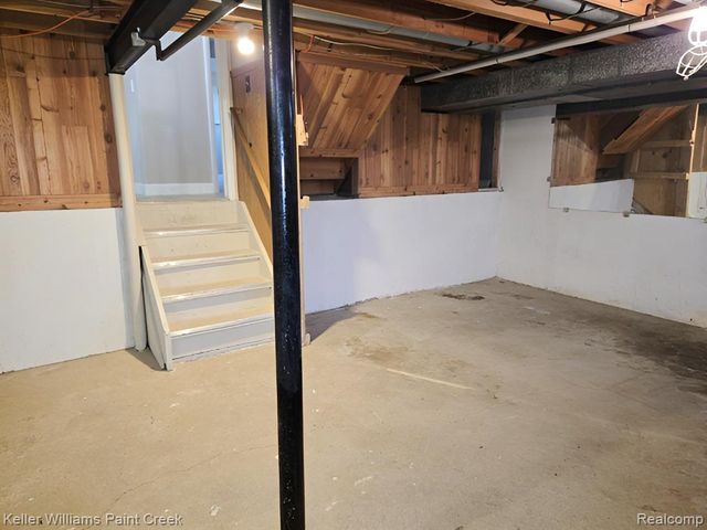 3210 Cero Drive, Sterling Heights, MI 48310