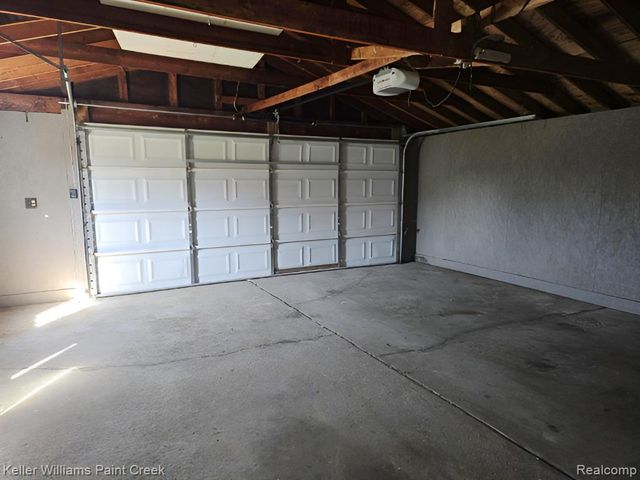 3210 Cero Drive, Sterling Heights, MI 48310