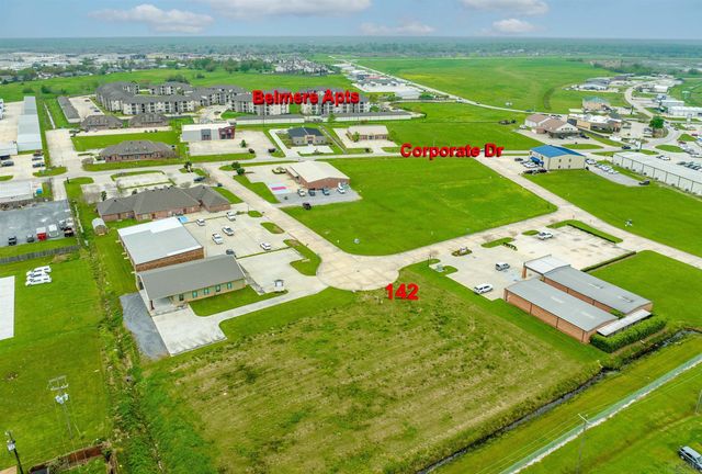 142 Finish Line Lane, Houma, LA 70360