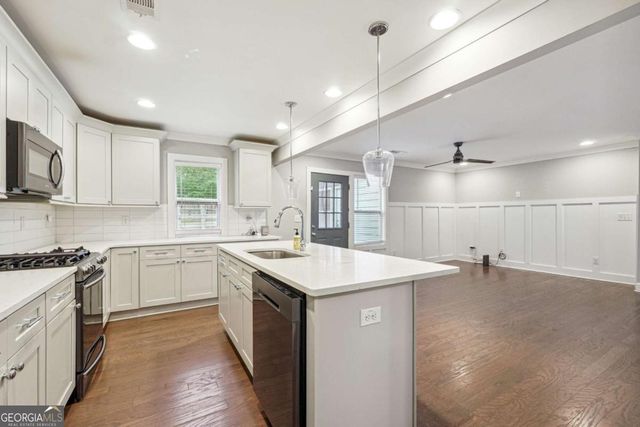 1919 North Avenue NW, Atlanta, GA 30318