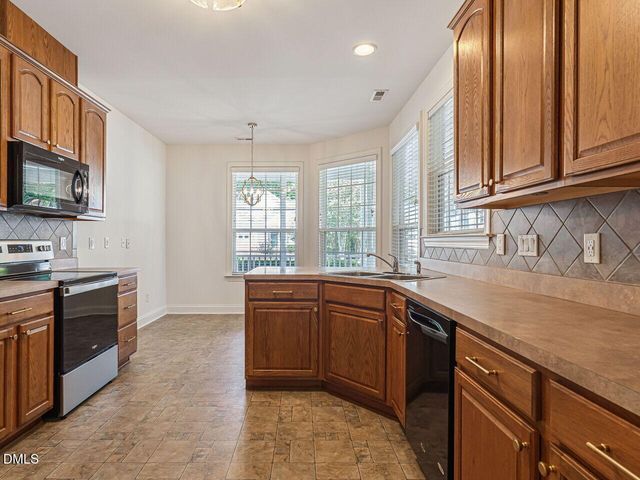 139 Rockport Ridge Way, Cary, NC 27519