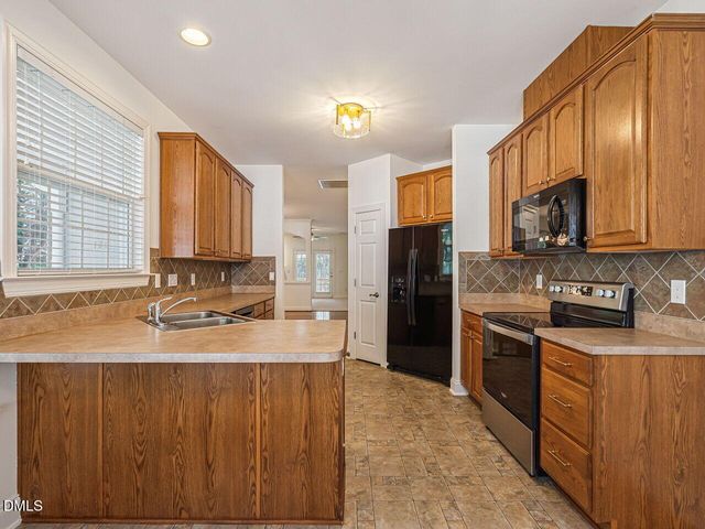 139 Rockport Ridge Way, Cary, NC 27519