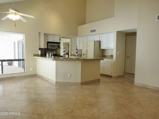 10053 E San Bernardo Drive, Scottsdale, AZ 85258