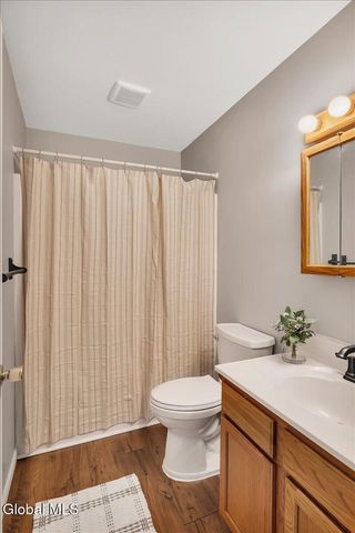160 Maple Avenue, Glenville, NY 12302
