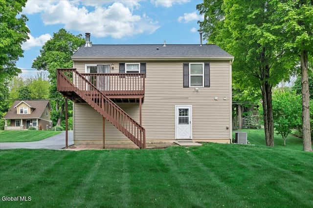 160 Maple Avenue, Glenville, NY 12302
