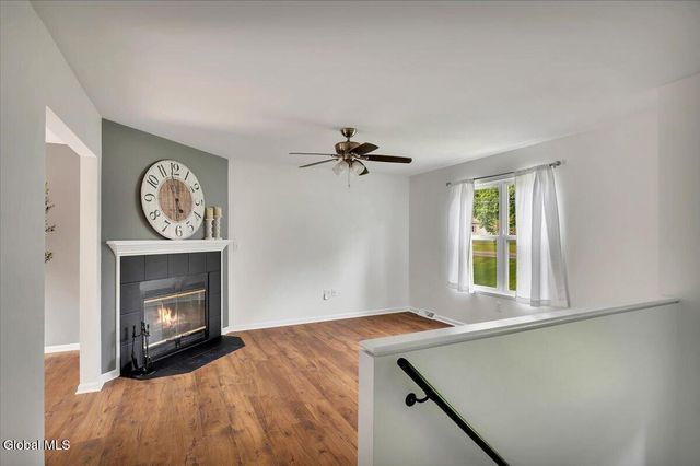 160 Maple Avenue, Glenville, NY 12302